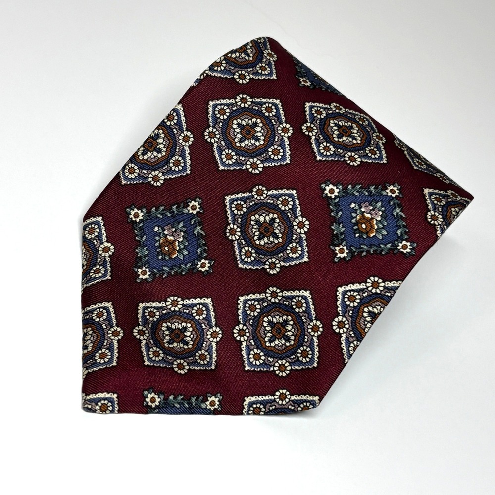 Spencer & Lowe Silk Necktie Mens OS Burgundy Geometric Medallion USA Preppy